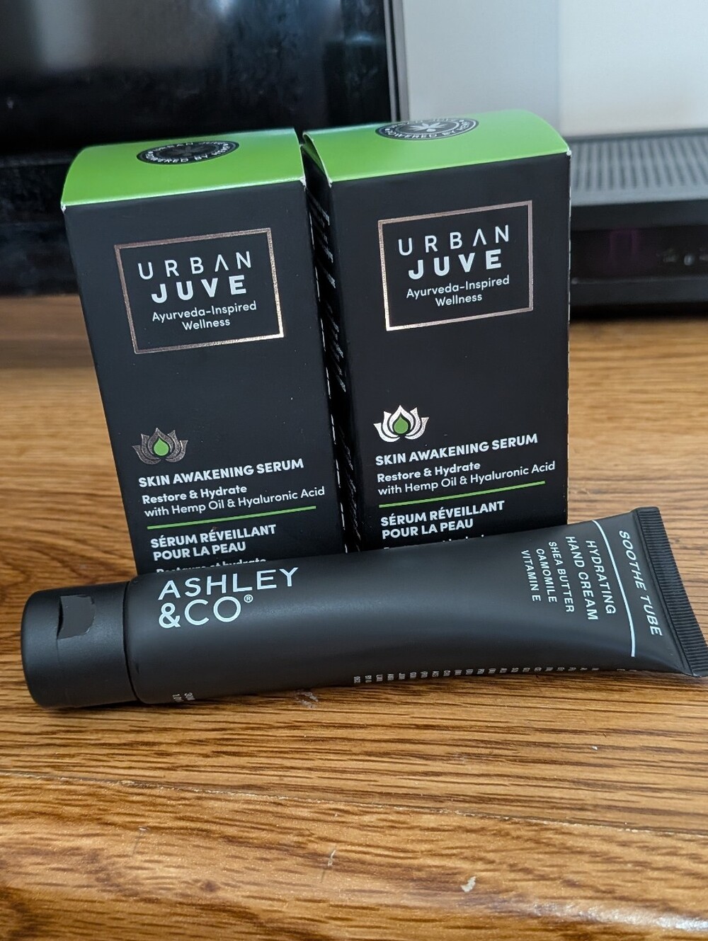 Skin Serum And Hand Cream Bundle